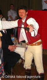 Národní krojový ples