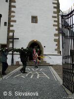 * Z DĚNÍ VE MĚSTĚ